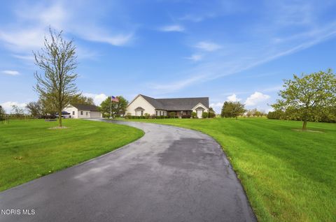 Tiny photo for 13095 Huffman Road, Bowling Green, OH 43402 (MLS # 10006454)