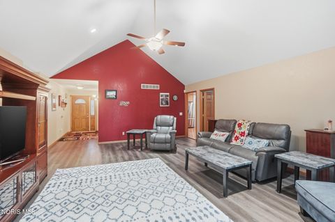 Tiny photo for 13095 Huffman Road, Bowling Green, OH 43402 (MLS # 10006454)