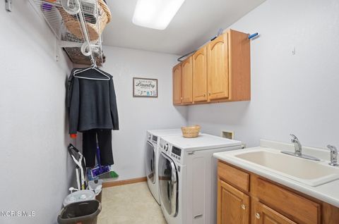 Tiny photo for 13095 Huffman Road, Bowling Green, OH 43402 (MLS # 10006454)