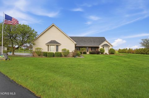 Tiny photo for 13095 Huffman Road, Bowling Green, OH 43402 (MLS # 10006454)