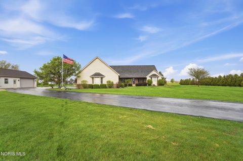 Tiny photo for 13095 Huffman Road, Bowling Green, OH 43402 (MLS # 10006454)