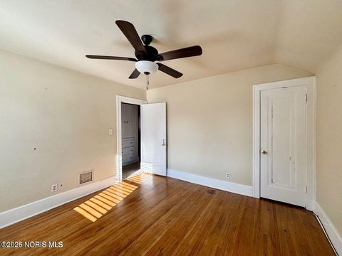 Tiny photo for 4227 Caroline Avenue, Toledo, OH 43612 (MLS # 10003723)