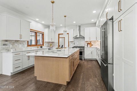 Tiny photo for 3962 Secluded Ravine Court, Maumee, OH 43537 (MLS # 10005339)