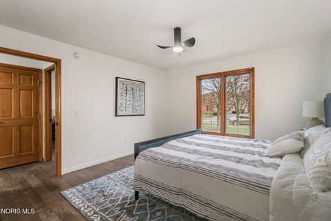 Tiny photo for 3962 Secluded Ravine Court, Maumee, OH 43537 (MLS # 10005339)