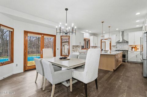 Tiny photo for 3962 Secluded Ravine Court, Maumee, OH 43537 (MLS # 10005339)