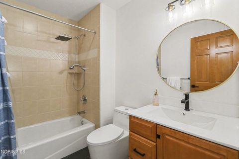 Tiny photo for 3962 Secluded Ravine Court, Maumee, OH 43537 (MLS # 10005339)