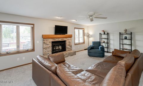 Tiny photo for 556 Thackeray Road, Maumee, OH 43537 (MLS # 10007809)