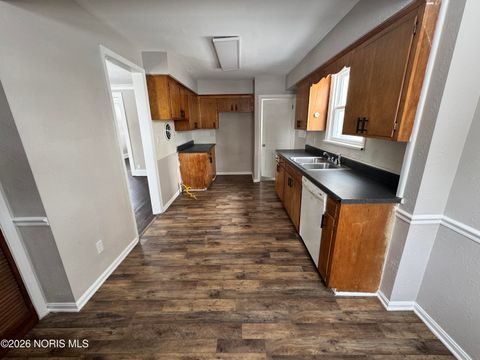 Tiny photo for 3945 Hazelhurst Avenue, Toledo, OH 43612 (MLS # 10003509)