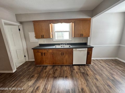 Tiny photo for 3945 Hazelhurst Avenue, Toledo, OH 43612 (MLS # 10003509)