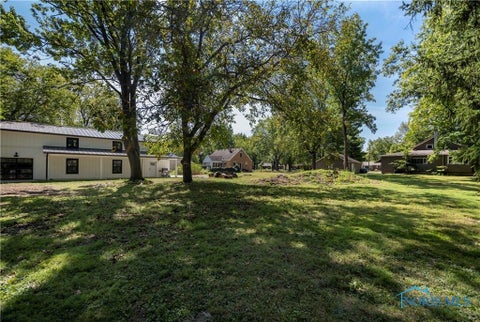 Tiny photo for 933 Mulberry Street, Perrysburg, OH 43551 (MLS # 10014143)