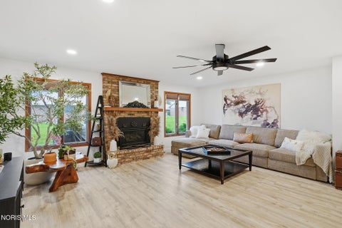 Tiny photo for 1704 Pebblestone Drive, Findlay, OH 45840 (MLS # 10014859)
