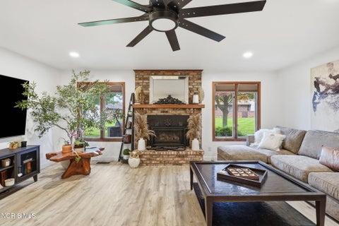 Tiny photo for 1704 Pebblestone Drive, Findlay, OH 45840 (MLS # 10014859)