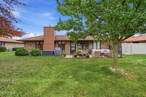 Tiny photo for 1704 Pebblestone Drive, Findlay, OH 45840 (MLS # 10014859)