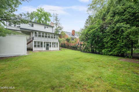 Tiny photo for 3986 W Bancroft Street, Ottawa Hills, OH 43606 (MLS # 10010083)
