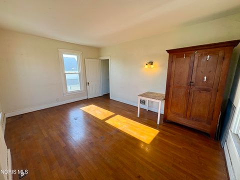 Tiny photo for 372 W Perry Street, Tiffin, OH 44883 (MLS # 10006674)