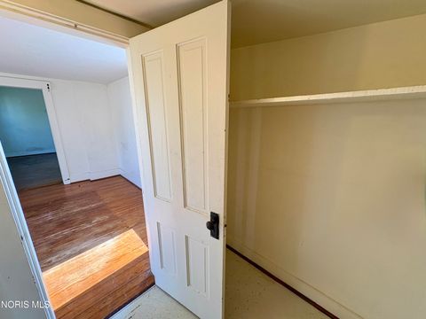 Tiny photo for 372 W Perry Street, Tiffin, OH 44883 (MLS # 10006674)