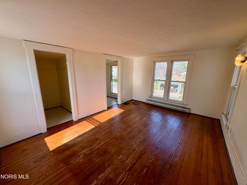 Tiny photo for 372 W Perry Street, Tiffin, OH 44883 (MLS # 10006674)