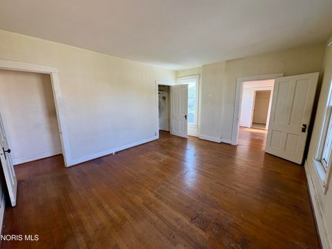 Tiny photo for 372 W Perry Street, Tiffin, OH 44883 (MLS # 10006674)