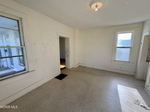 Tiny photo for 372 W Perry Street, Tiffin, OH 44883 (MLS # 10006674)