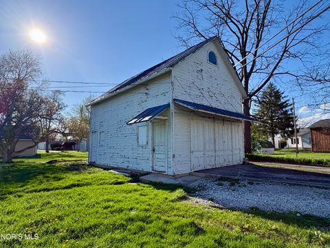 Tiny photo for 372 W Perry Street, Tiffin, OH 44883 (MLS # 10006674)