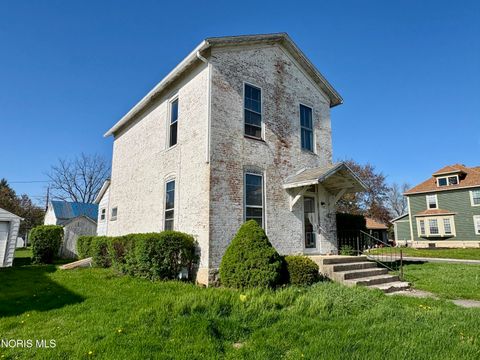 Tiny photo for 372 W Perry Street, Tiffin, OH 44883 (MLS # 10006674)