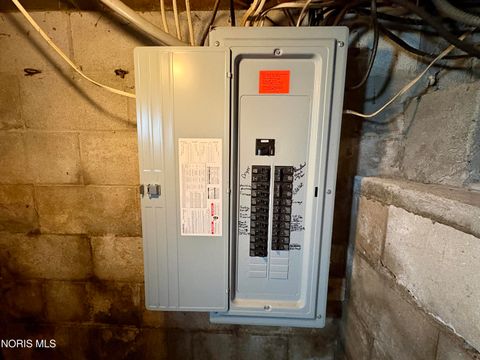 Tiny photo for 372 W Perry Street, Tiffin, OH 44883 (MLS # 10006674)