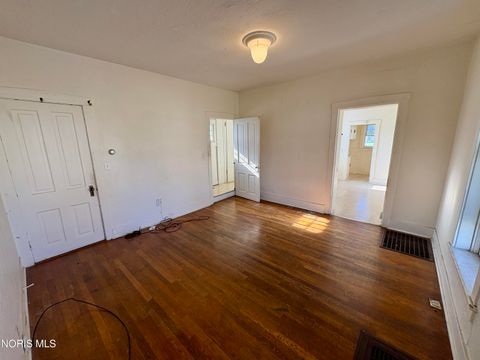 Tiny photo for 372 W Perry Street, Tiffin, OH 44883 (MLS # 10006674)