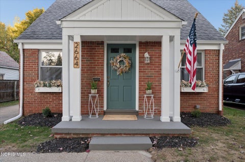 Tiny photo for 2664 Northwood Avenue, Toledo, OH 43606 (MLS # 10012582)
