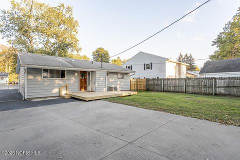 Tiny photo for 3207 Waldmar Road, Toledo, OH 43615 (MLS # 6136997)