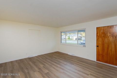 Tiny photo for 3207 Waldmar Road, Toledo, OH 43615 (MLS # 6136997)