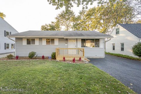 Photo of 3207 Waldmar Road, Toledo, OH 43615 (MLS # 6136997)