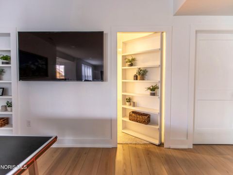 Tiny photo for 7261 Rolling Meadow Lane, Maumee, OH 43537 (MLS # 10005569)