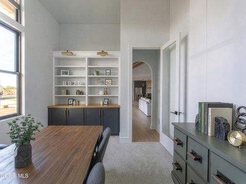 Tiny photo for 7261 Rolling Meadow Lane, Maumee, OH 43537 (MLS # 10005569)