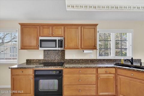 Tiny photo for 6934 Cedar Creek Lane, Toledo, OH 43617 (MLS # 10006313)