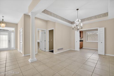 Tiny photo for 6934 Cedar Creek Lane, Toledo, OH 43617 (MLS # 10006313)