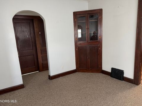 Tiny photo for 427 N Locust Street, Oak Harbor, OH 43449 (MLS # 10005118)