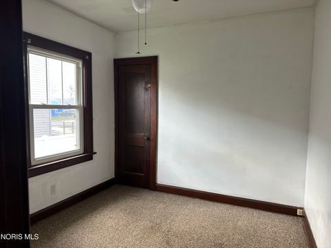 Tiny photo for 427 N Locust Street, Oak Harbor, OH 43449 (MLS # 10005118)