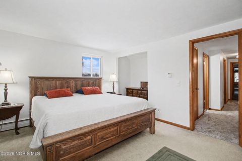 Tiny photo for 2925 Capri Drive, Toledo, OH 43611 (MLS # 10003855)