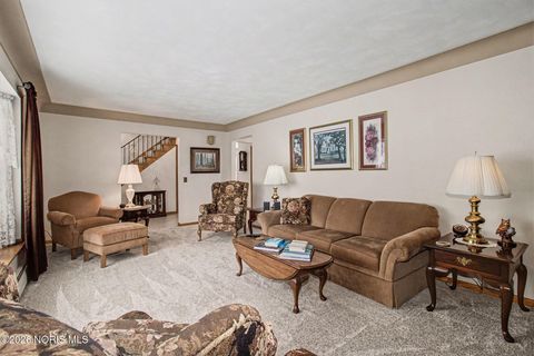 Tiny photo for 2925 Capri Drive, Toledo, OH 43611 (MLS # 10003855)