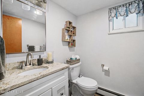 Tiny photo for 2925 Capri Drive, Toledo, OH 43611 (MLS # 10003855)