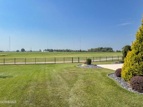 Tiny photo for 5572 Eagles Landing Drive, Oregon, OH 43616 (MLS # 10012980)