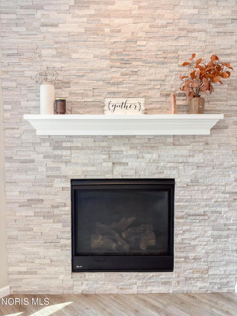 Tiny photo for 5572 Eagles Landing Drive, Oregon, OH 43616 (MLS # 10012980)