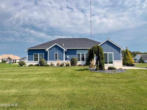Tiny photo for 5572 Eagles Landing Drive, Oregon, OH 43616 (MLS # 10012980)