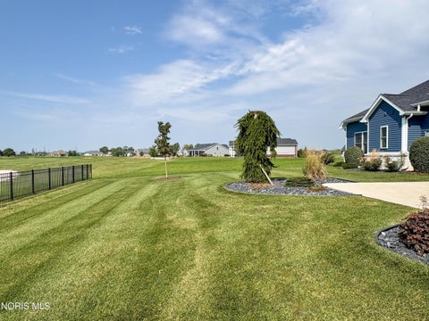 Tiny photo for 5572 Eagles Landing Drive, Oregon, OH 43616 (MLS # 10012980)