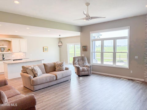 Tiny photo for 5572 Eagles Landing Drive, Oregon, OH 43616 (MLS # 10012980)