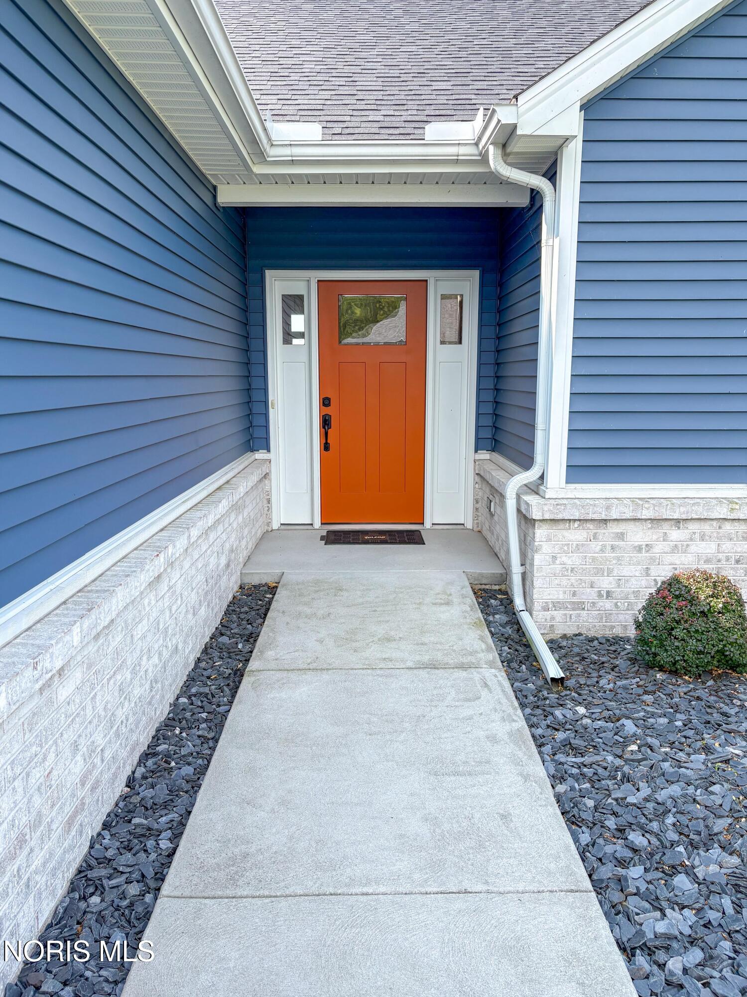 5572 Eagles Landing Drive