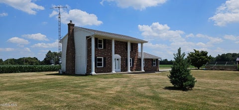 Tiny photo for 6974 County Road V3, Liberty Center, OH 43532 (MLS # 10010007)