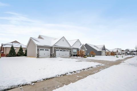 Tiny photo for 10639 Saron Lane, Whitehouse, OH 43571 (MLS # 10001966)