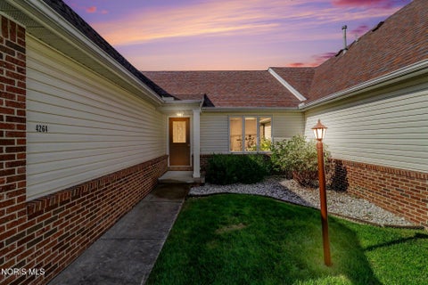 Tiny photo for 4264 Townhouse Drive, Oregon, OH 43616 (MLS # 10014648)