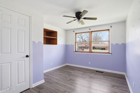 Tiny photo for 415 Glenview Drive, Fostoria, OH 44830 (MLS # 10005762)